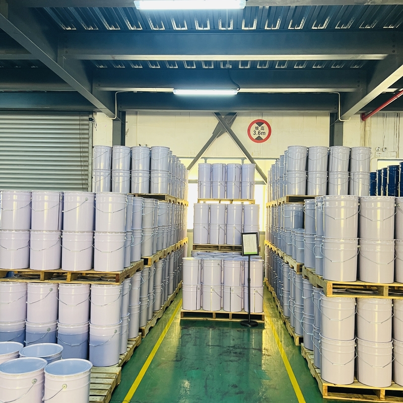 Epoxidharz mit Siliciummehl und Härtungsmittel, elektrische Teile
